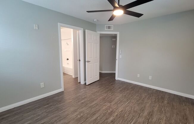 1 bed, 1 bath, 694 sqft, $2,400, Unit 109