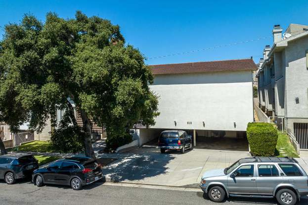 619 E Olive Ave