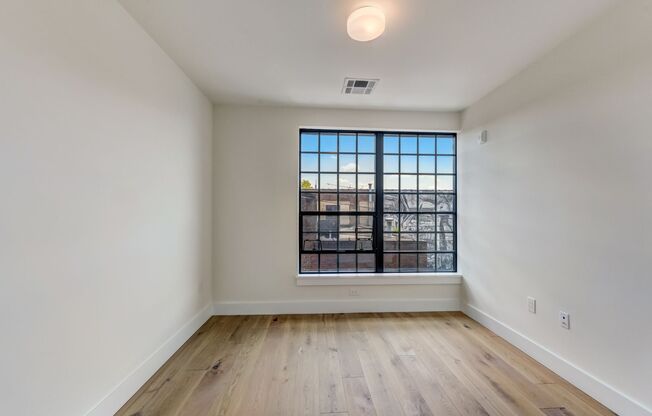2 beds, 2 baths, 923 sqft, $2,414, Unit 408