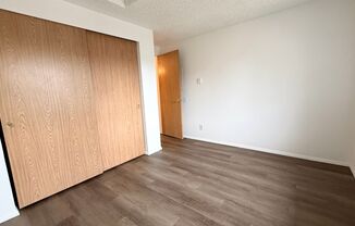 2 beds, 1 bath, 834 sqft, $1,680, Unit Q202