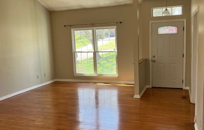 Prime location- Hermitage Home