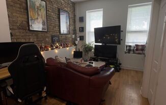 1633 N HONORE