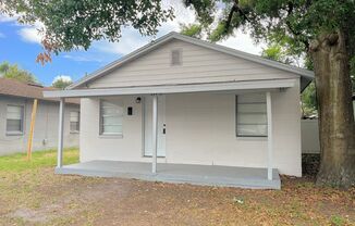 904 RANDALL ST
