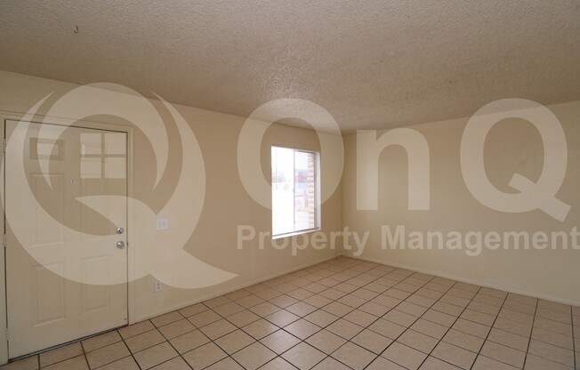 4050 E SAINT ANNE AVE