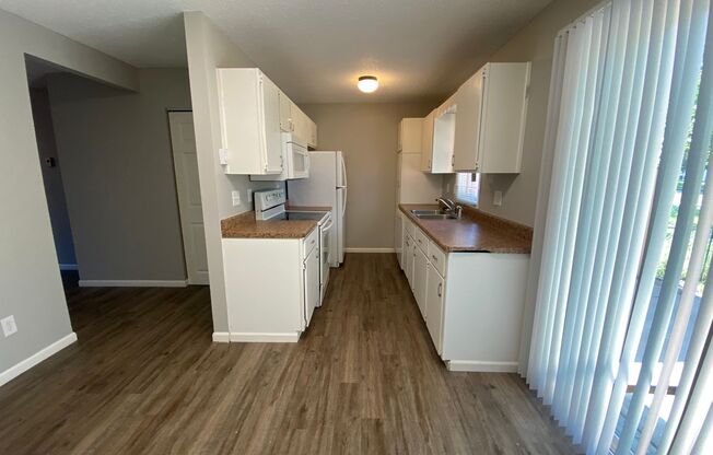 3 Bedroom Townhome in West Fargo - RENT PRICE REDUCED!