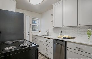 Hawthorne Court Apartments