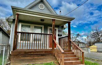 Large 3 bedroom/1.5 bath house in Downtown Louisville