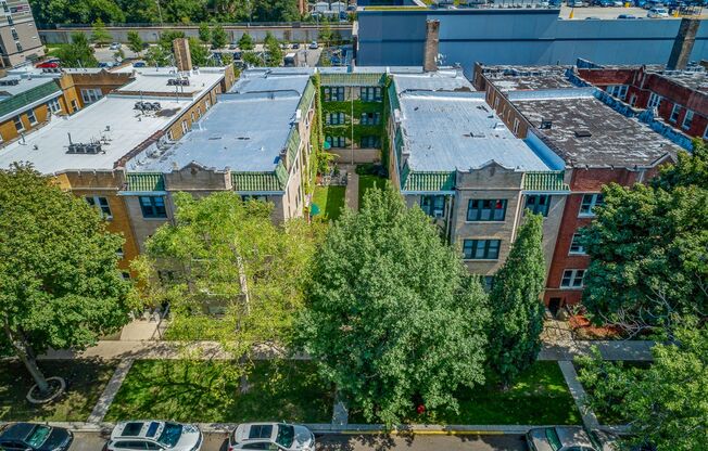4837-43 N. Wolcott