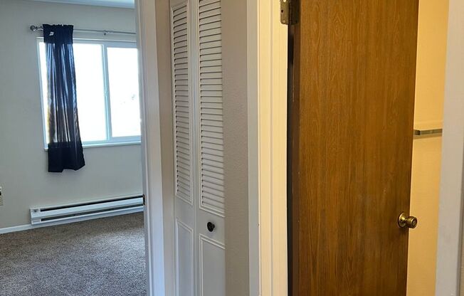 2 Bedroom 1 Bathroom Apartment