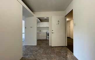 Burlingame - 2 Bedroom, Parking & Close to transportation