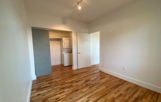 1 bed, 1 bath, 575 sqft, $2,350, Unit 02