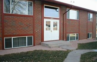 6624 Dublin Loop W.