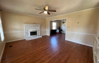 3 beds, 2 baths, $1,600