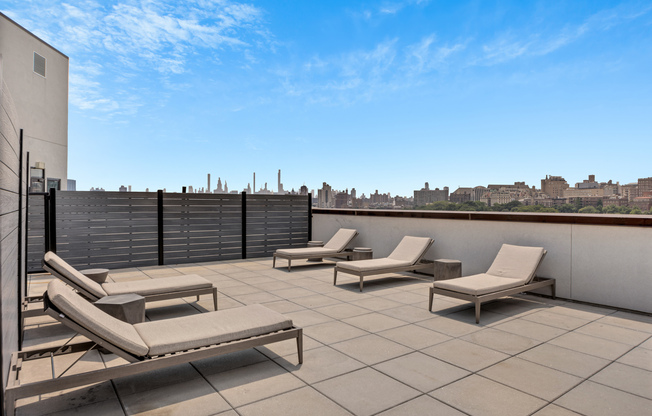 1 bed, 1 bath, 738 sqft, $6,000, Unit 5N