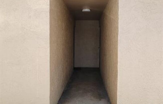 Welcome to Tampa Racquet Club – Where Comfort Meets Convenience!