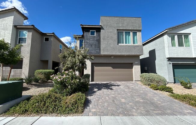 Gated 5-Bedroom Skye Canyon Home!