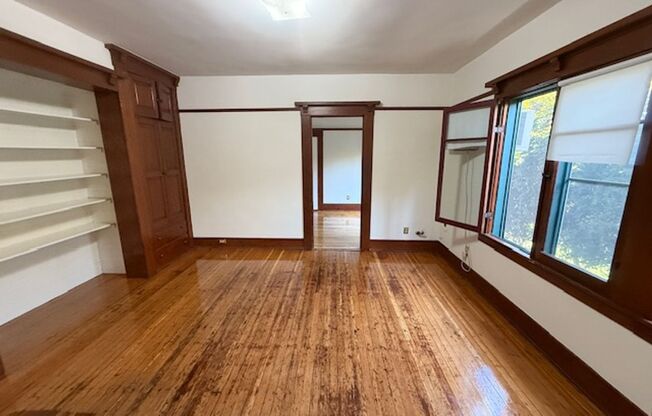 1400  Fremont
