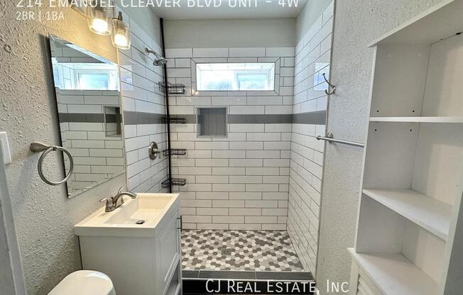 2 beds, 1 bath, $1,195