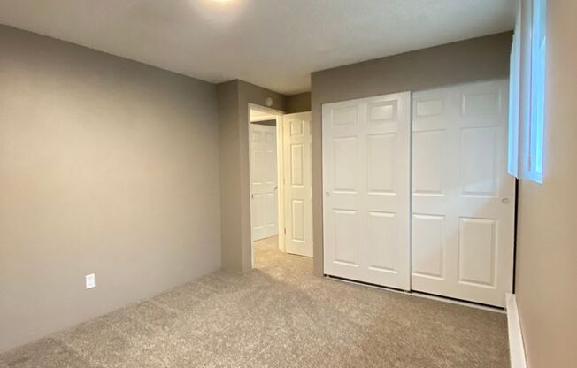 2 beds, 1 bath, 830 sqft, $1,250, Unit C-208