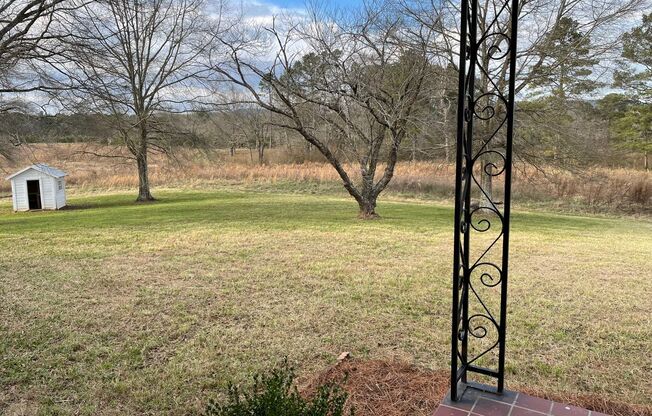Executive 3/3 House in Coosa on Acreage $1,995