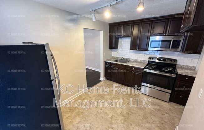 901 N. 16th St.