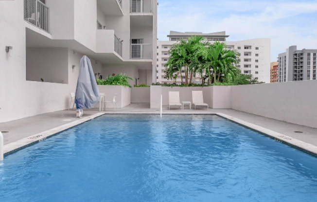 1 bed, 2 baths, 770 sqft, $2,350, Unit 702