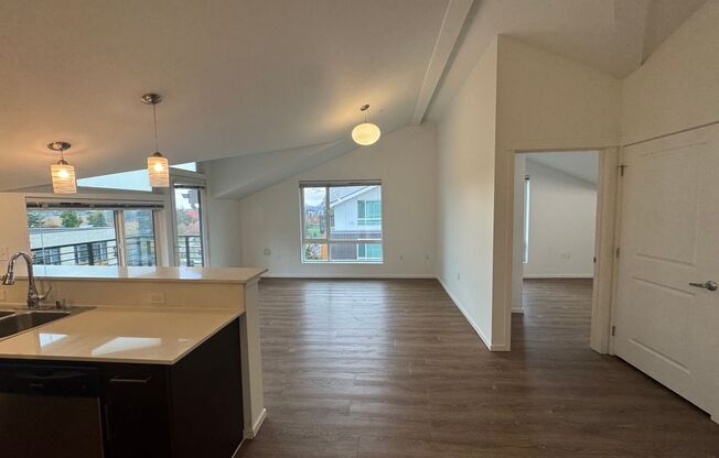 2 beds, 2 baths, 940 sqft, $2,950, Unit 2504-A