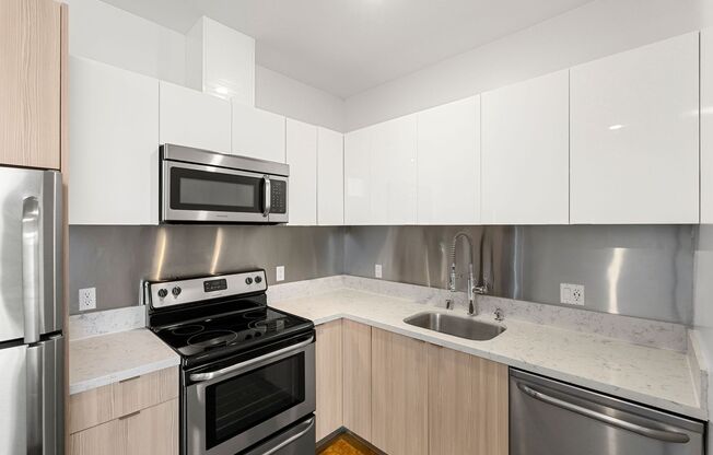 1 bed, 1 bath, 564 sqft, $2,195, Unit 218