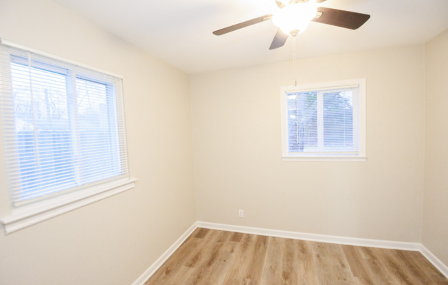 3 beds, 1 bath, $1,295