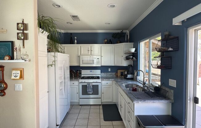 Modern Comfort in a Prime Location !