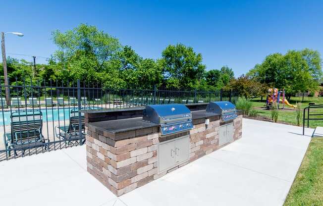 Built-in grill at Ashton Brook Apartments