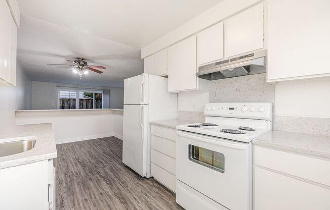 2 beds, 1.5 baths, 1,100 sqft, $1,695, Unit 18