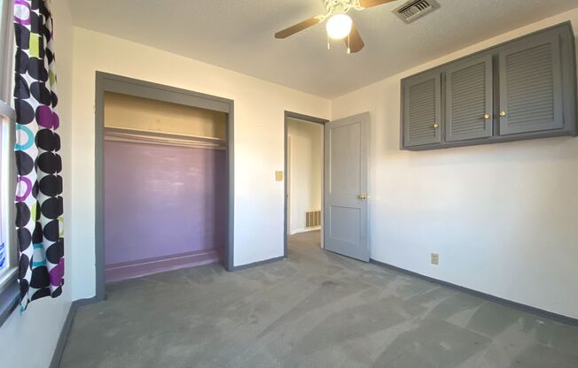 2 beds, 1 bath, $1,195