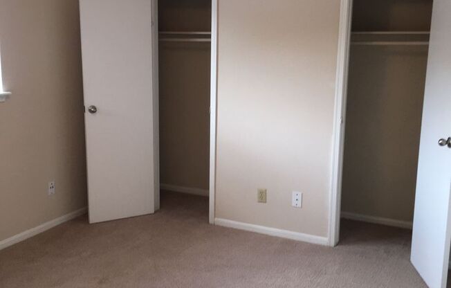 2 beds, 1.5 baths, 1,105 sqft, $1,500, Unit 1130