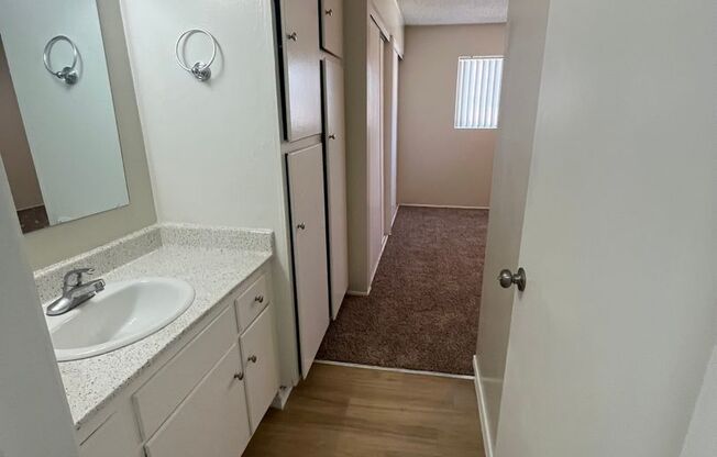 1 bed, 1 bath, 756 sqft, $1,795, Unit Unit 302