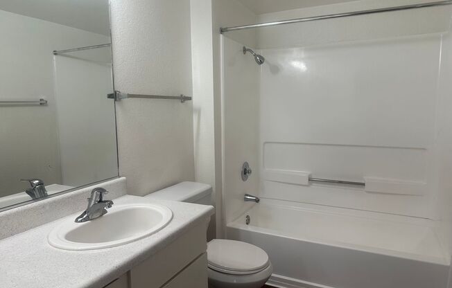 2 beds, 2 baths, 986 sqft, $2,510, Unit 276
