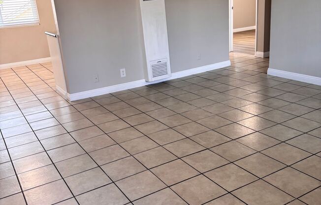 Renovated 2 Bedroom 1 Bathroom
