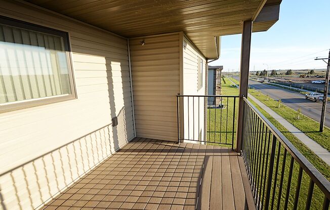 3 beds, 2 baths, 1,369 sqft, $1,445, Unit 1320-305