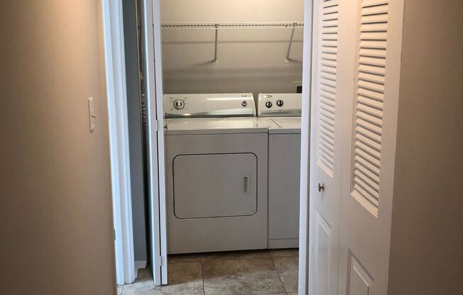 1 bed, 1 bath, 755 sqft, $1,099, Unit 5815D