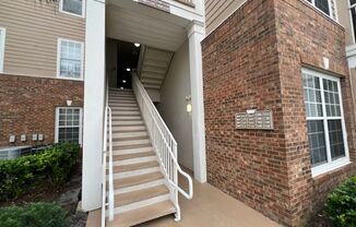 3 beds, 2 baths, $2,000, Unit # 2110