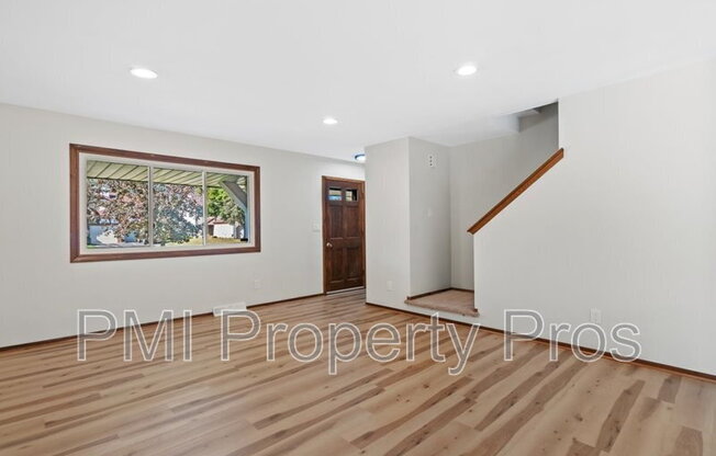 8148 S 88 ST