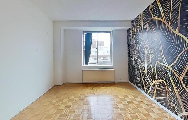 2 beds, 2 baths, $4,100, Unit 8J
