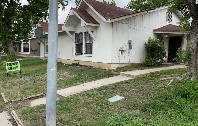 Spacious 2BR/1BA- Home Available Now!