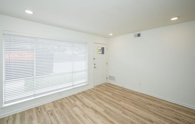 1 bed, 1 bath, 575 sqft, $1,157, Unit 1205-A