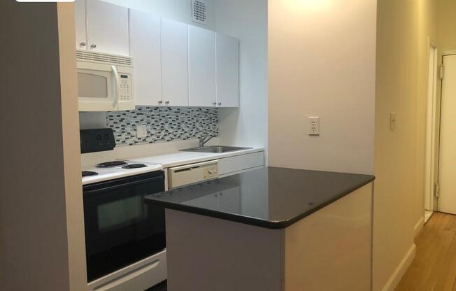 117 W 58 ST