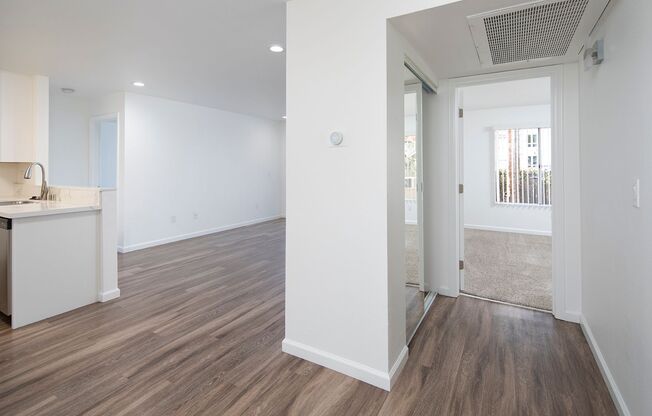 2 beds, 2 baths, 965 sqft, $2,995, Unit 138