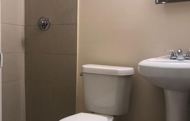 Studio, 1 bath, $1,450