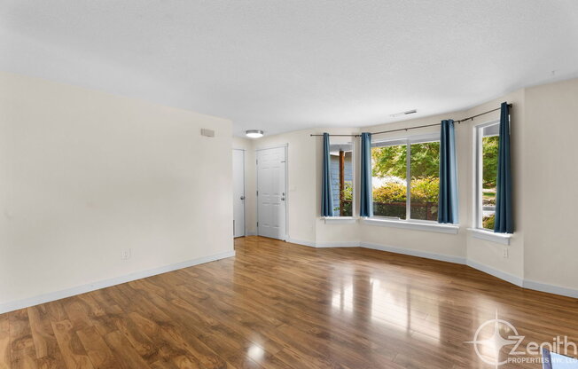 3 beds, 2 baths, 1,416 sqft, $2,495