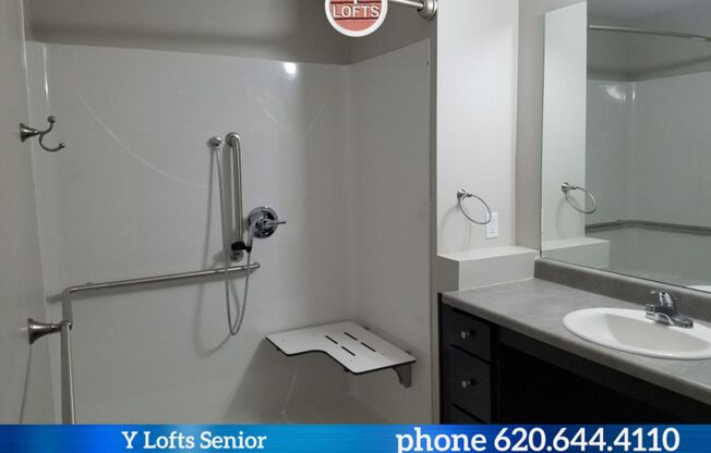 2 beds, 1 bath, 1,119 sqft, $985, Unit 018