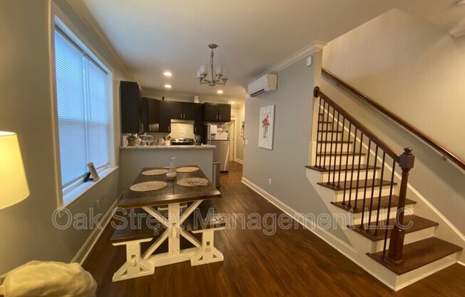 36 N LARCHMONT